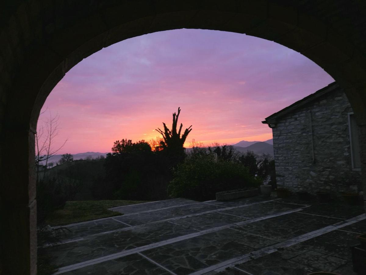 Agriturismo Del Frontino - Lo Studio アックアラーニャ エクステリア 写真