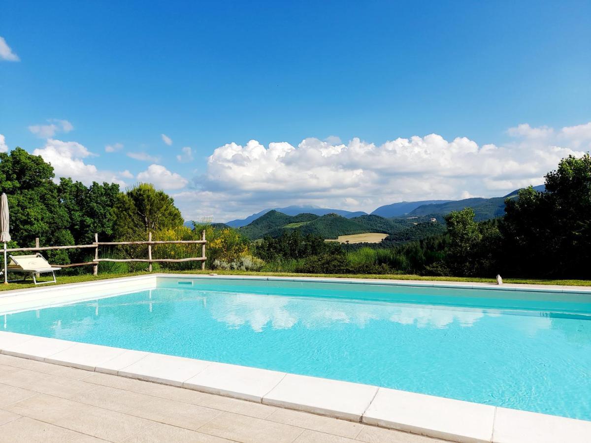 Agriturismo Del Frontino - Lo Studio アックアラーニャ エクステリア 写真